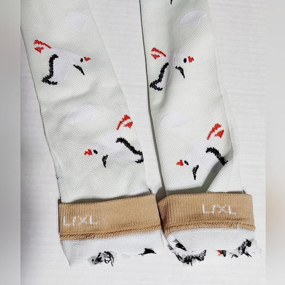 Light Colored L/XL Knee High Compression Socks - Picture 3 of 5